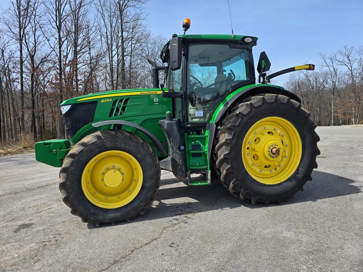 john-deere-6125r-image-5