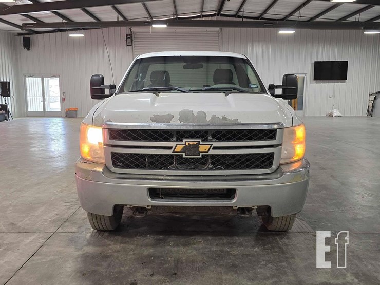 2014-chevrolet-2500hd-image-7