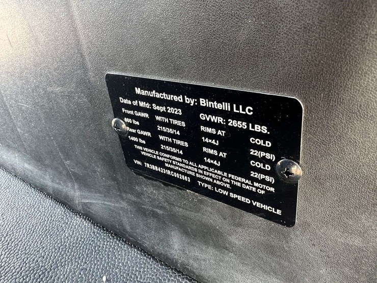 2023-bintelli-6-seater-electric-golf-cart-w/-on-board-charger-(186-miles-showing)-image-38