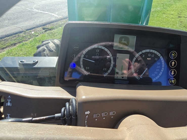 2016-john-deere-6110m-image-68