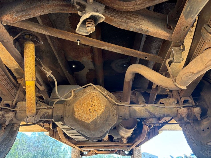 1999-chevrolet-silverado-3500-image-10