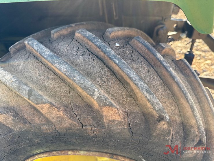 john-deere-420-image-5