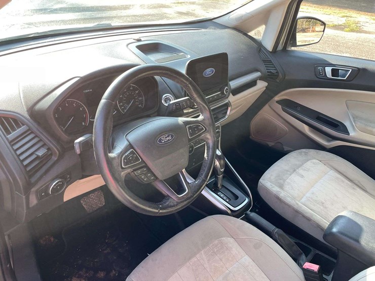 2018-ford-ecosport-se-image-11