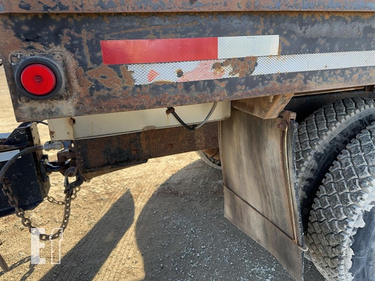 2003-kenworth-t800-image-11