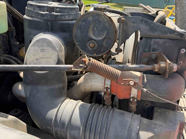 1995-gmc-topkick-image-7