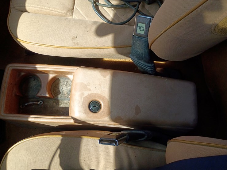 1993-jeep-wrangler-image-49