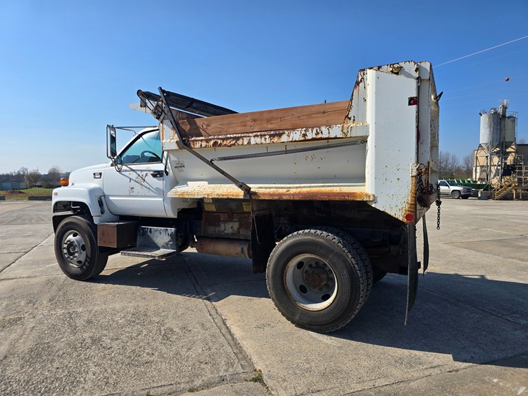 #22520-•-2002-gmc-c7500-dump-truck-image-5