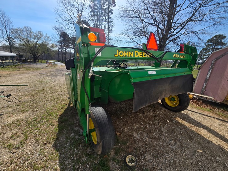 john-deere-630-image-9