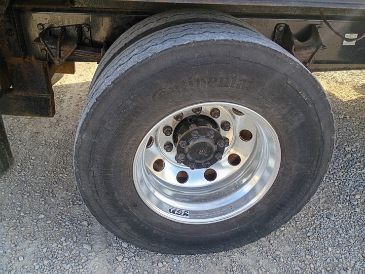 2005-ford-f750-image-114