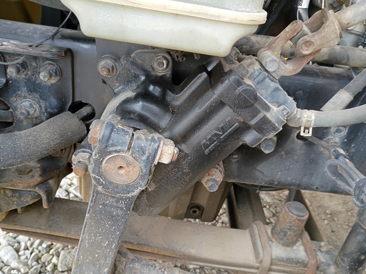 2009-freightliner-cascadia-125-image-18