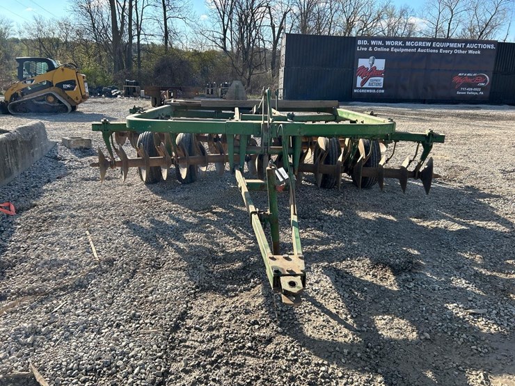 john-deere-14-image-6