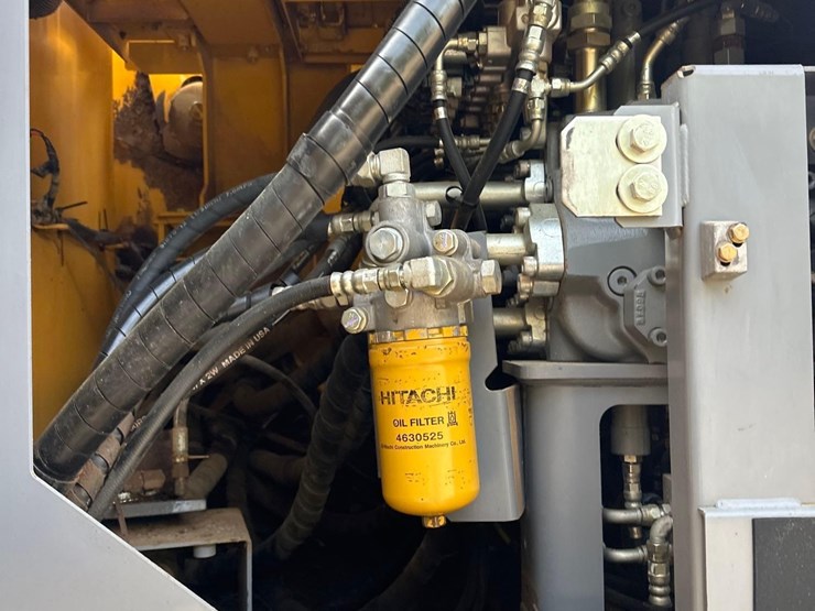 2019-deere-345g-lc-image-27