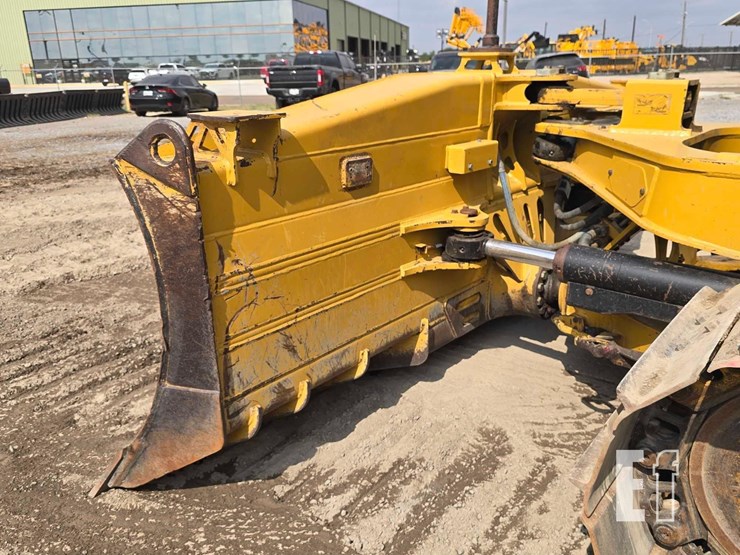 2019-caterpillar-d6-xe-lgp-image-12