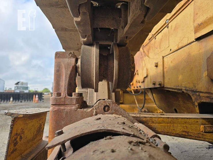 1982-caterpillar-d6d-image-31