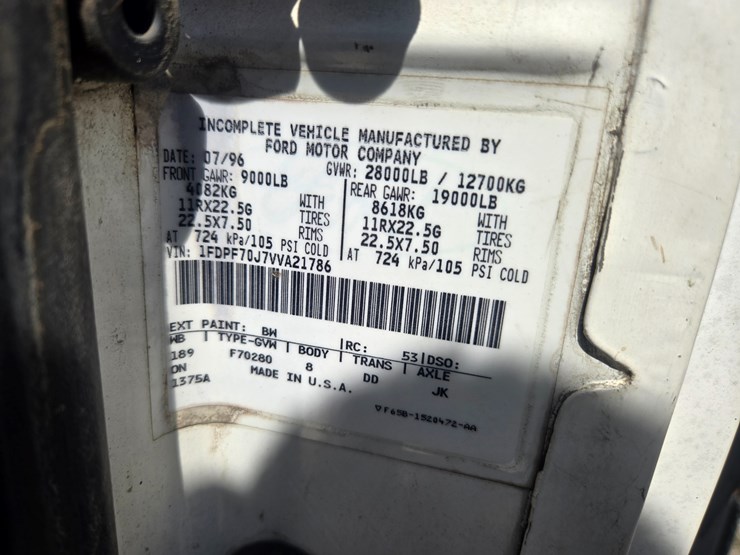 1997-ford-f700-image-38