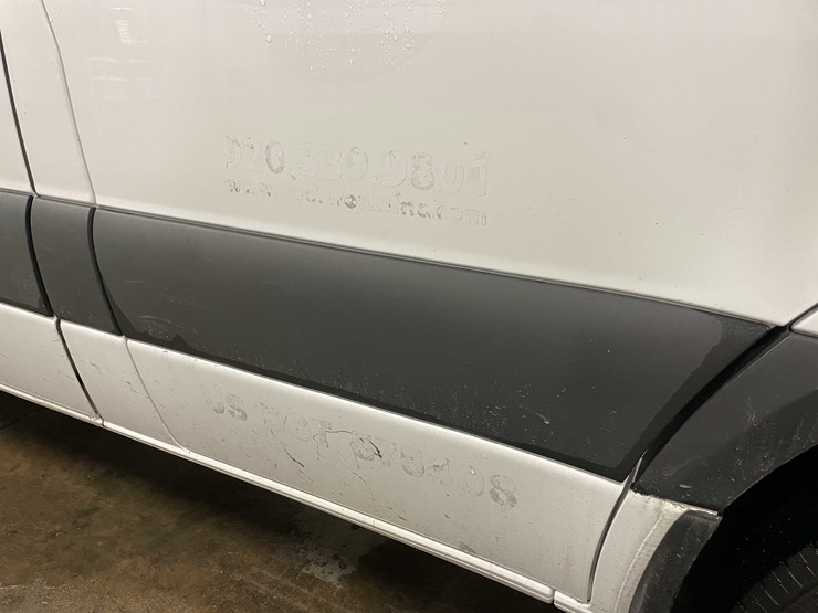 #1450-•-2019-mercedes-sprinter-van-(has-wi-title)-(of)-image-45