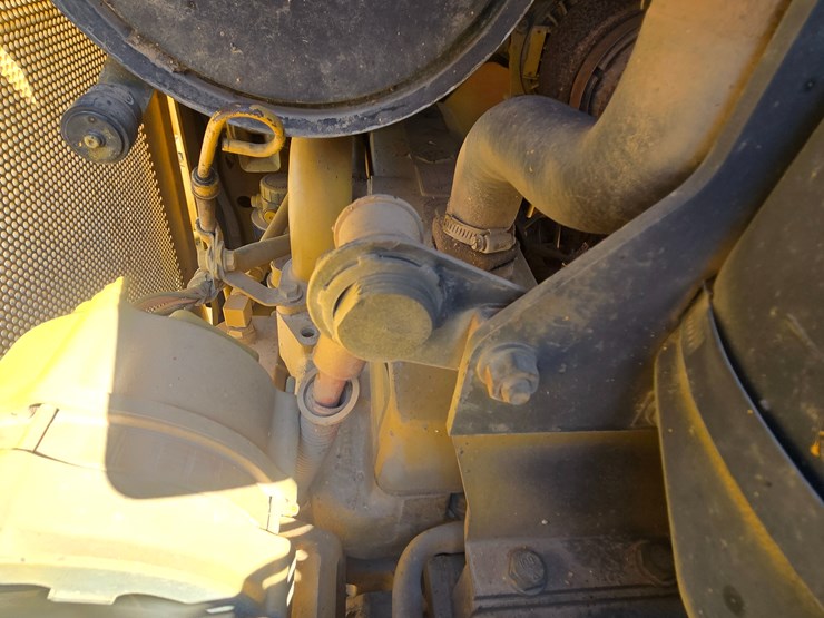 1998-deere-650g-image-24