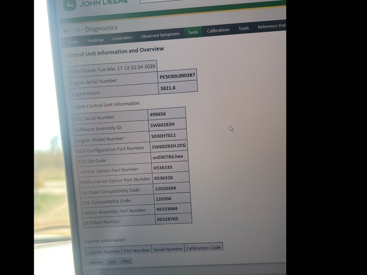 2013-deere-329d-image-44