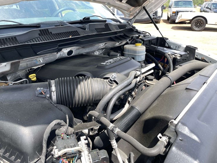 2015-dodge-ram-2500-image-8