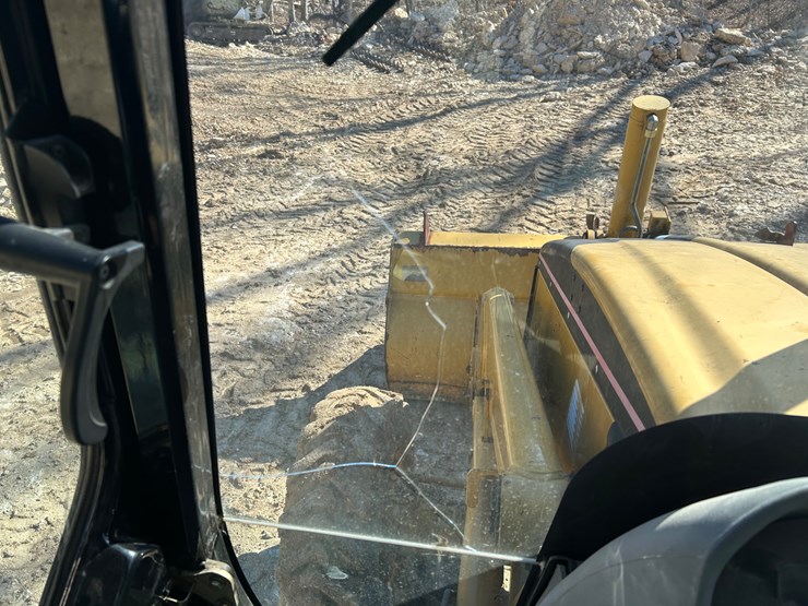 2005-caterpillar-420d-image-71