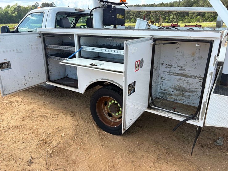 2011-ford-f450-image-14