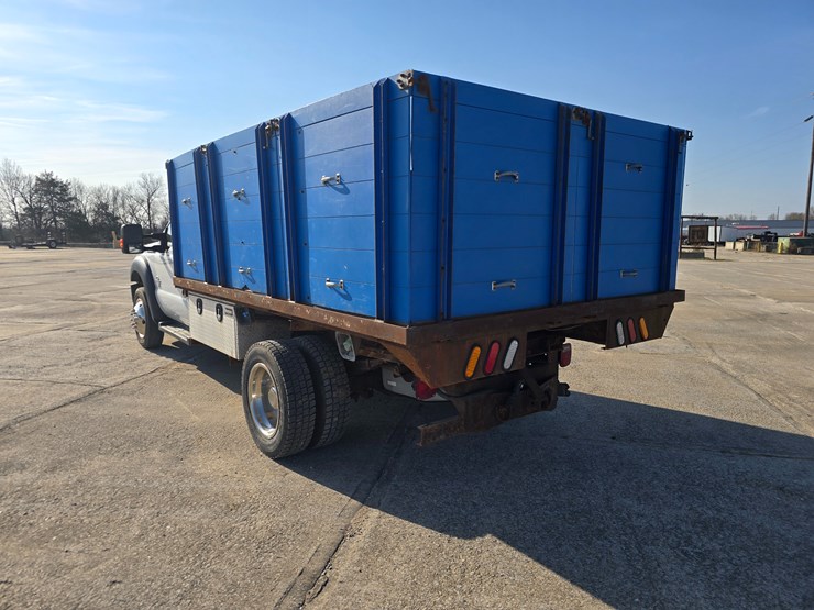 2016-ford-f550-image-7