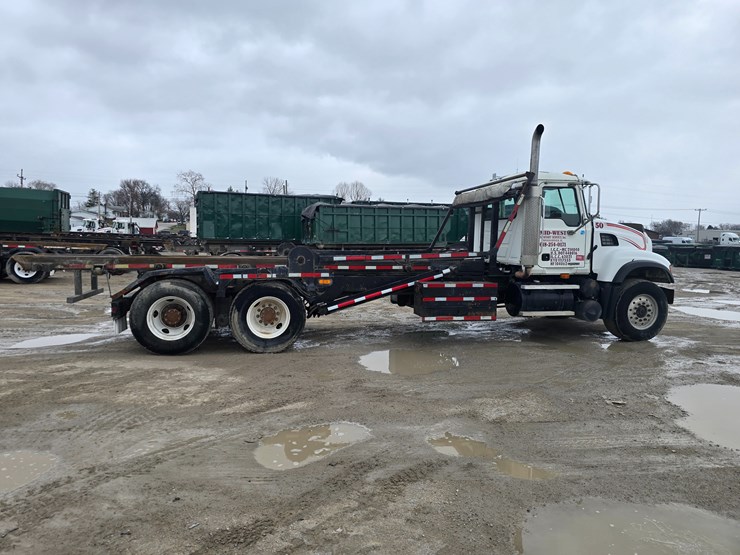 #22591-•-2007-mack-cv713-granite-roll-off-truck-image-12