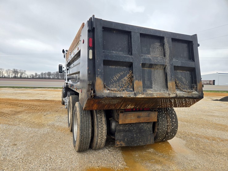 2014-kenworth-t660-image-15