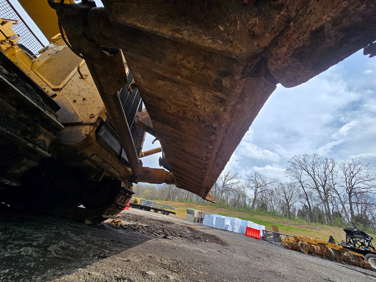 1970-caterpillar-d8l-image-39