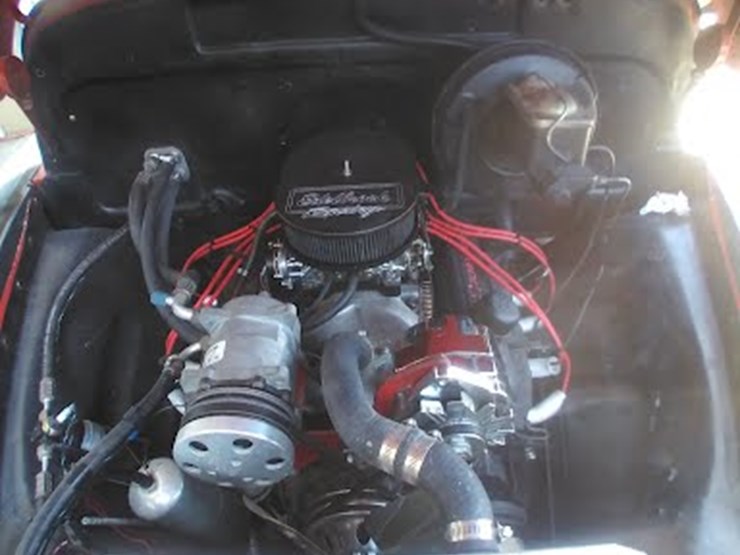 chevrolet-suburban-image-12