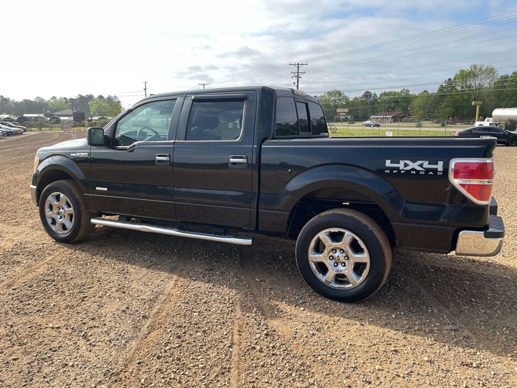 2014-ford-f150-xlt-image-2