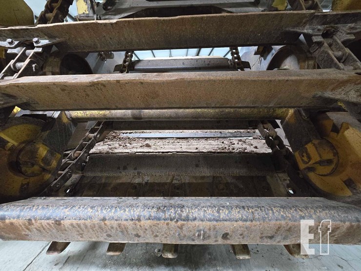 2006-caterpillar-615c-image-17