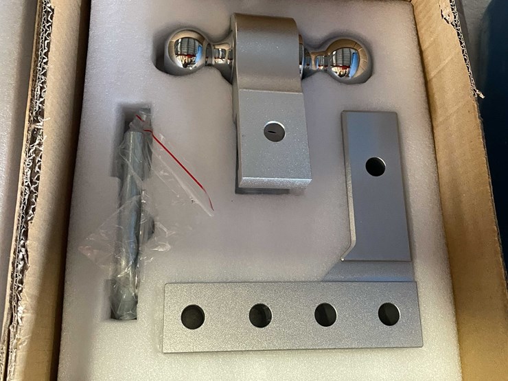 #2476-•-new-2"-receiver-with-6"-drop,-2'-and-2"-and-2-5/16-(cw)-image-4