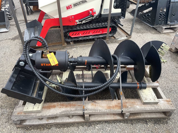 #7051-•-unused-starvox-mini-skid-steer-post-hole-auger-(o10)-image-3