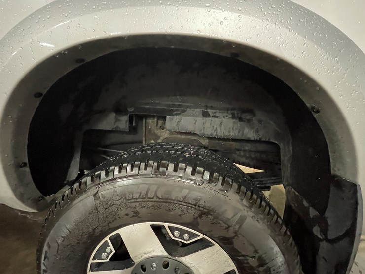 2012-dodge-3500-image-94