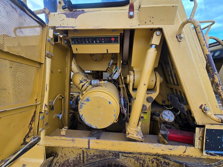 1996-caterpillar-953b-image-37