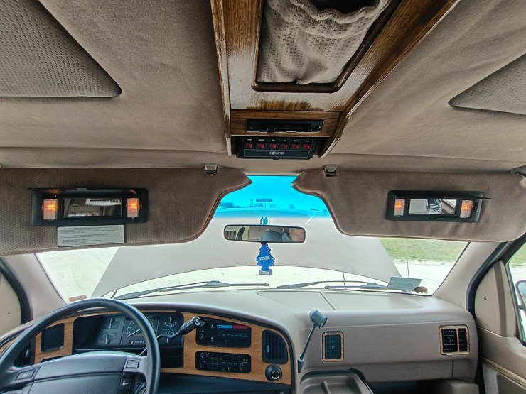 1992-ford-e150-image-59