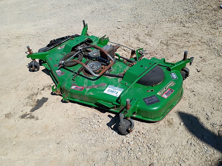 john-deere-1025-image-2