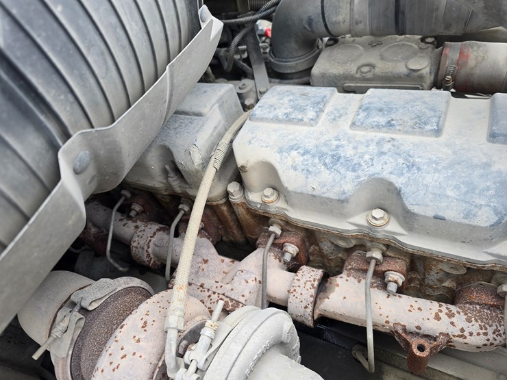 #22589-•-2006-mack-cv713-granite-roll-off-garbage-truck-image-37