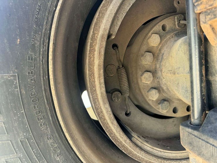 2016-international-durastar-4300-image-21