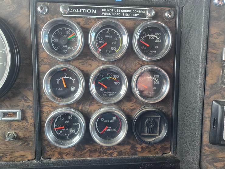 1999-kenworth-w900-image-68