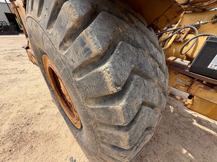 1972-caterpillar-613-image-17