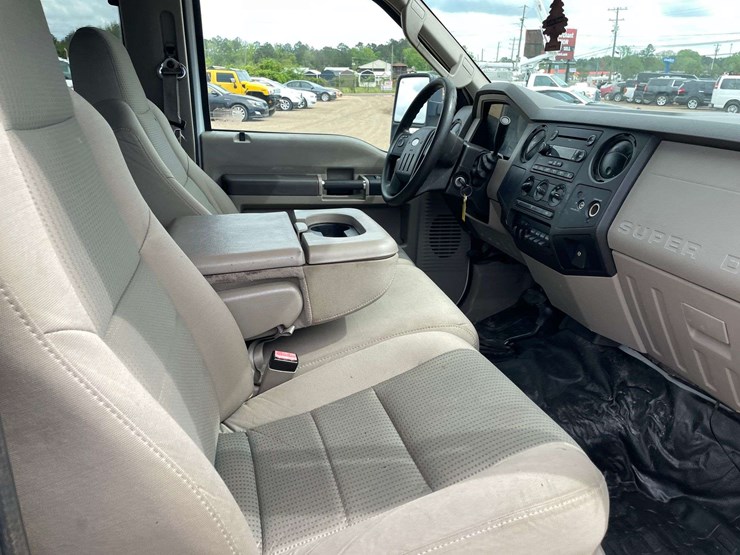 2008-ford-f250-image-17