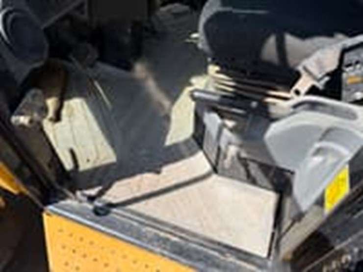 2007-caterpillar-928g-image-20