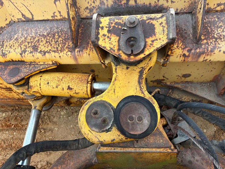 1998-deere-550g-image-18