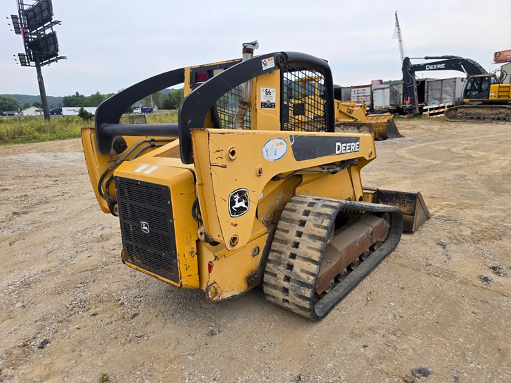 #22607-•-2008-deere-332t-skid-steer-image-14