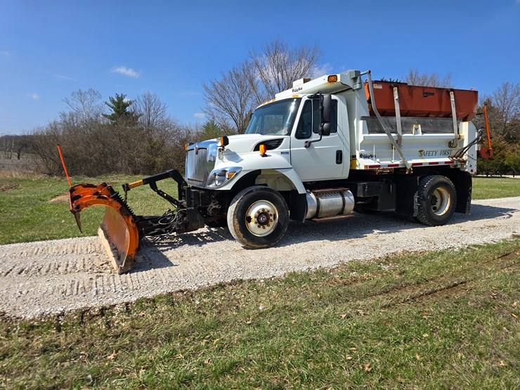 2015-international-workstar-7400-image-6