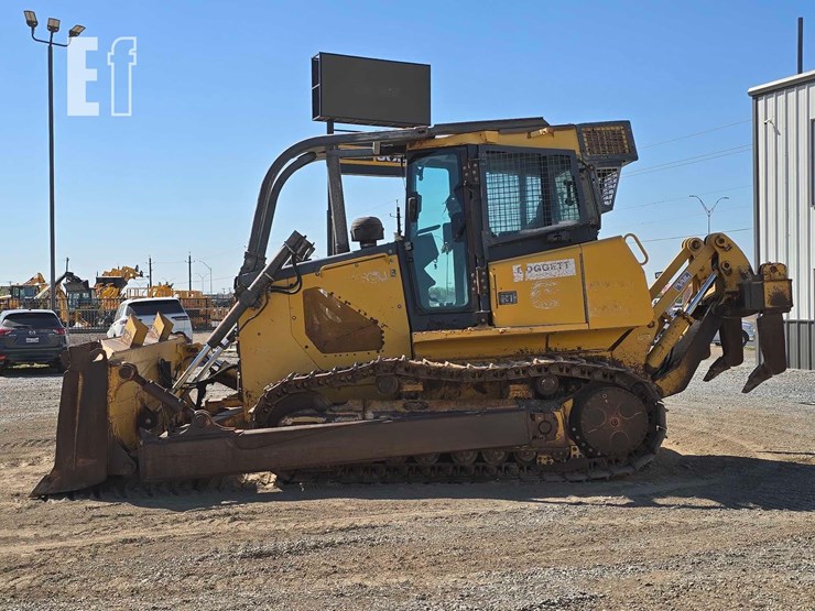 2008-deere-750j-image-5