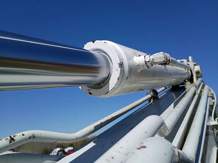 2011-takeuchi-tb285-image-57