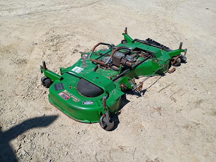 john-deere-1025-image-4